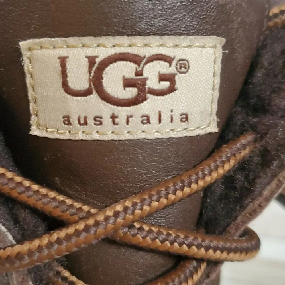 Ugg Adirondack Boots II Obsidian Leather 5446 Size 6 Vibram Soles Event Waterprf